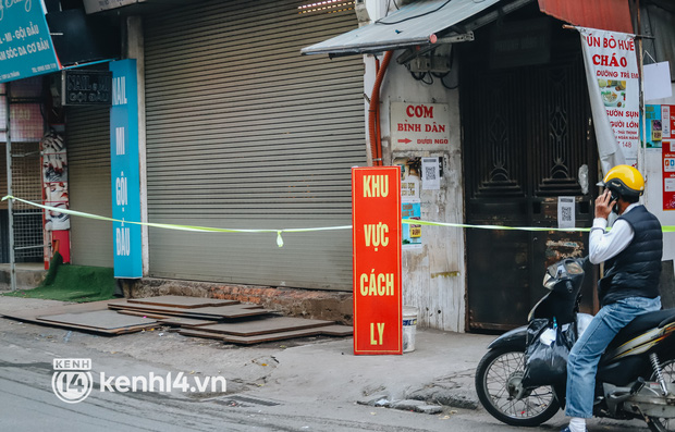 Hà Nội: Tại sao một quận trung tâm tăng đột biến 115 ca Covid-19 cộng đồng?-1