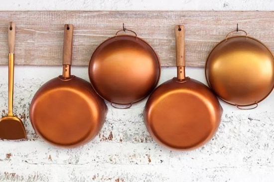 6 món đồ dùng nhà bếp cần loại bỏ ngay trước khi quá muộn