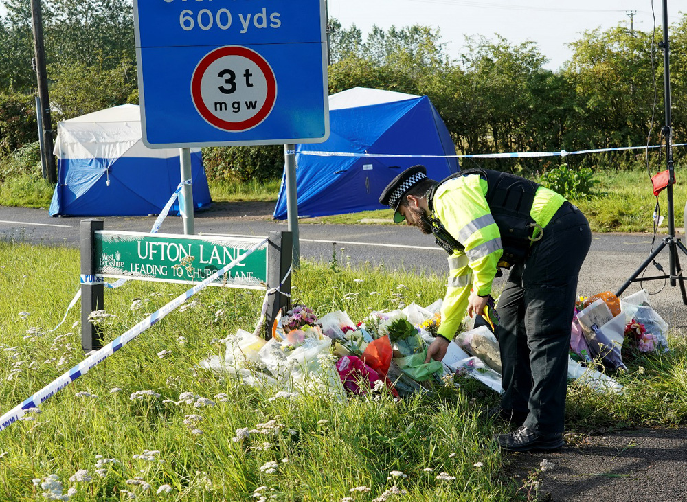 Kéo lê cảnh sát trên đường đến chết, 3 tên tội phạm cười nhếch mép khi bị tuyên án-2