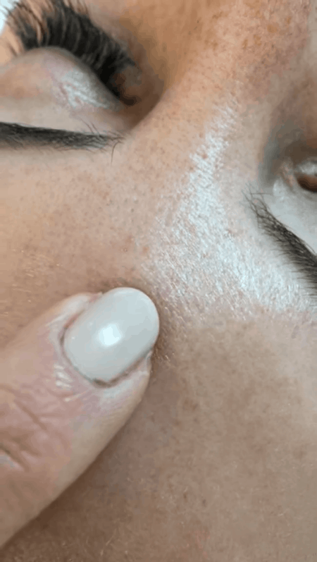 Cảnh báo: Đang dùng tẩy da chết mà gặp 4 dấu hiệu này thì bạn nên dừng ngay kẻo hối không kịp-2