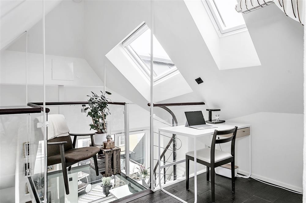 Căn hộ 79m² sở hữu gác lửng với màu sắc đơn giản nhưng lại gây ấn tượng khó quên-9