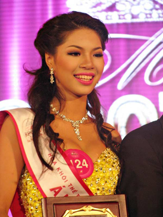 Siêu mẫu Khả Trang mất tích 1 năm, bị đánh dã man là ai?-1