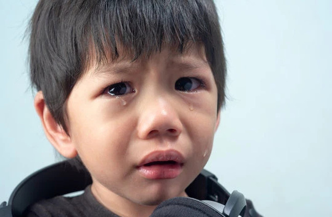 4 chữ có sức công phá khủng khiếp đối với sự tự tin của trẻ, bố mẹ càng nói nhiều thì tương lai con càng tăm tối-1