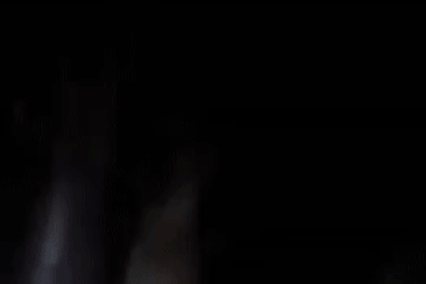 Kinh hoàng cả quả đồi đổ sập sau tiếng nổ chát chúa-1