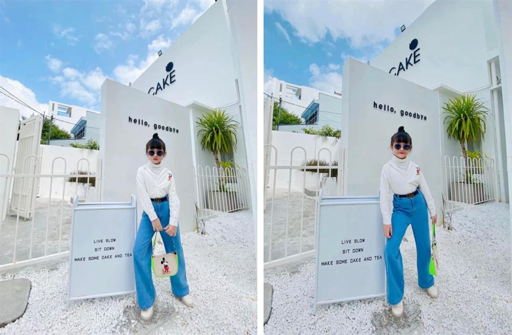 Mẹ đơn thân tần tảo bán rau nuôi con, bé lớn lên xinh đẹp nổi tiếng khắp vùng-7