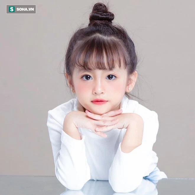 Mẹ đơn thân tần tảo bán rau nuôi con, bé lớn lên xinh đẹp nổi tiếng khắp vùng-1