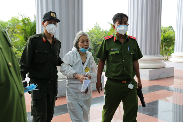 Nữ chủ mưu giết người, đổ bê tông phi tang xác nói nhiều ngày không ăn được gì, không đủ minh mẫn hầu toà”-12