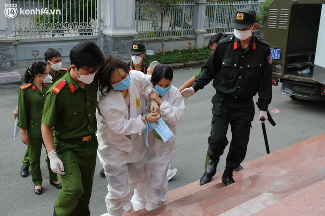 Nữ chủ mưu giết người, đổ bê tông phi tang xác nói nhiều ngày không ăn được gì, không đủ minh mẫn hầu toà”-14