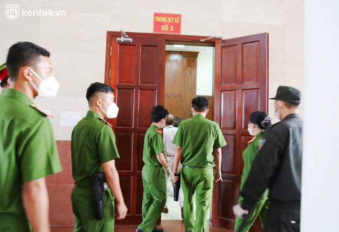 Nữ chủ mưu giết người, đổ bê tông phi tang xác nói nhiều ngày không ăn được gì, không đủ minh mẫn hầu toà”-16