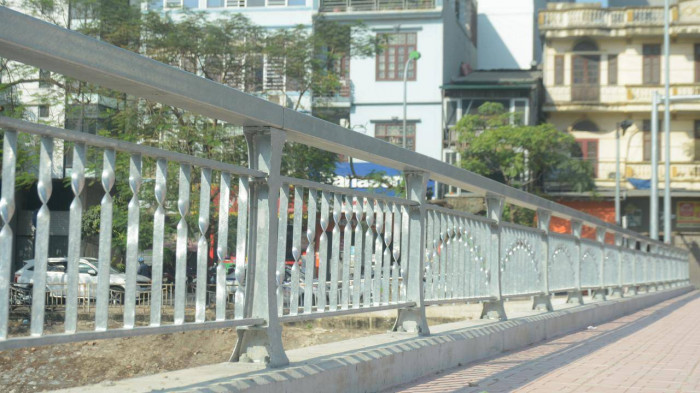 Ngắm cây cầu gần 38 tỷ qua sông Tô Lịch nối 2 quận ở Hà Nội-5