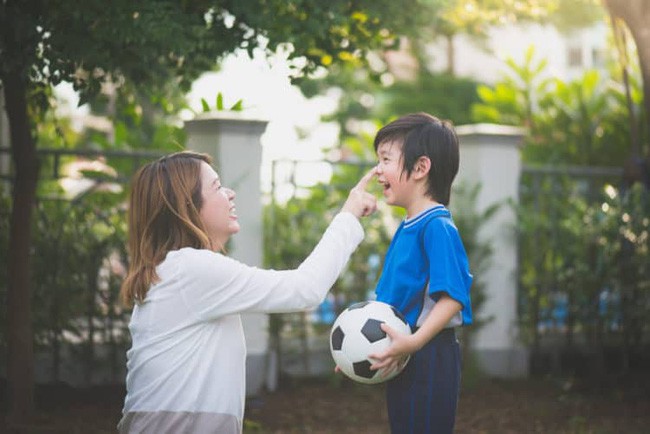 Biểu hiện cho thấy trẻ bị tự ti đến mặc cảm”, cha mẹ cần làm gì để giúp trẻ vượt qua-4