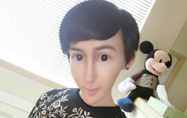 Chàng trai mặt rắn” nổi đình đám xứ Trung vì quá dị sau 5 năm giờ ra sao? Nhan sắc hiện tại khiến một số người lại muốn quay xe xin lỗi-2