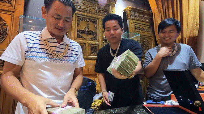 Khoa Pug giàu có cỡ nào khi phát ngôn 30 tỷ với tôi chỉ là rác?-5