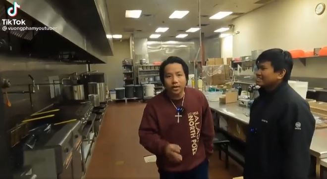 Khoa Pug giàu có cỡ nào khi phát ngôn 30 tỷ với tôi chỉ là rác?-9