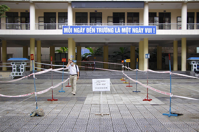 Đà Nẵng phát hiện giáo viên dương tính Sars-Cov-2, 1 trường cấp 3 chuyển học sinh sang học online-1