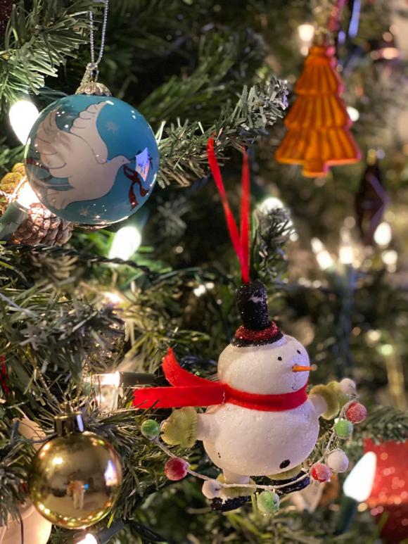 Vợ cũ Lam Trường khoe không gian sống tràn ngập không khí Giáng sinh-2