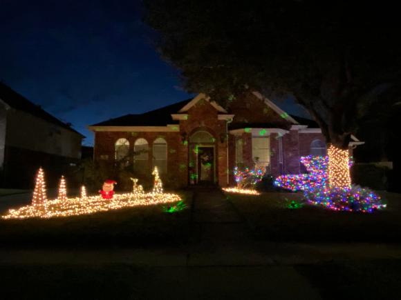 Vợ cũ Lam Trường khoe không gian sống tràn ngập không khí Giáng sinh-6