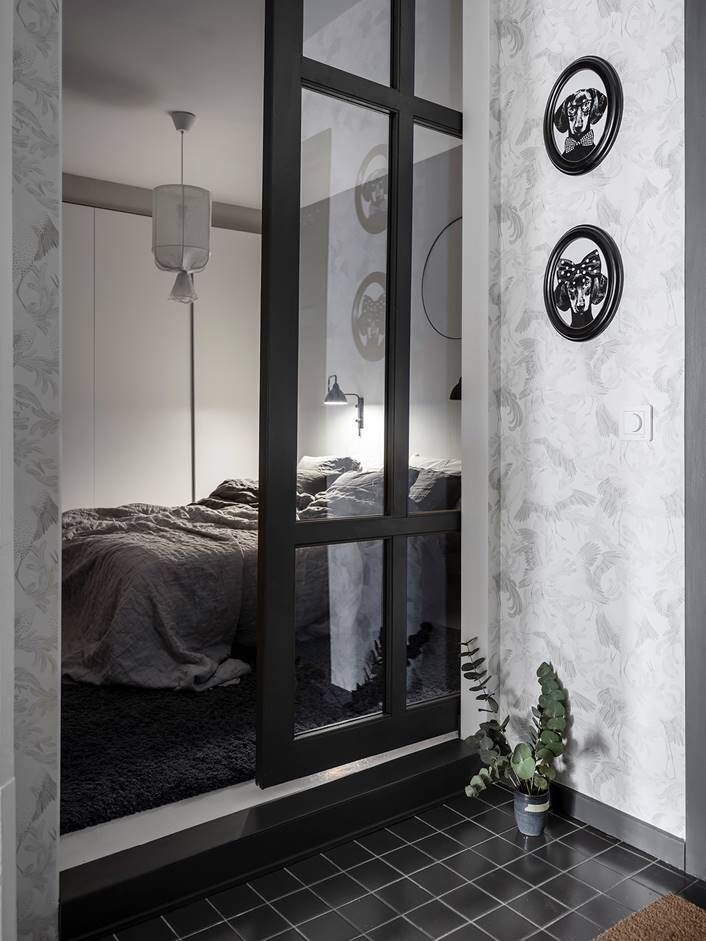 Thiết kế ngôi nhà mang nét tương phản cao với vách ngăn kính cho các gia chủ thông minh-7