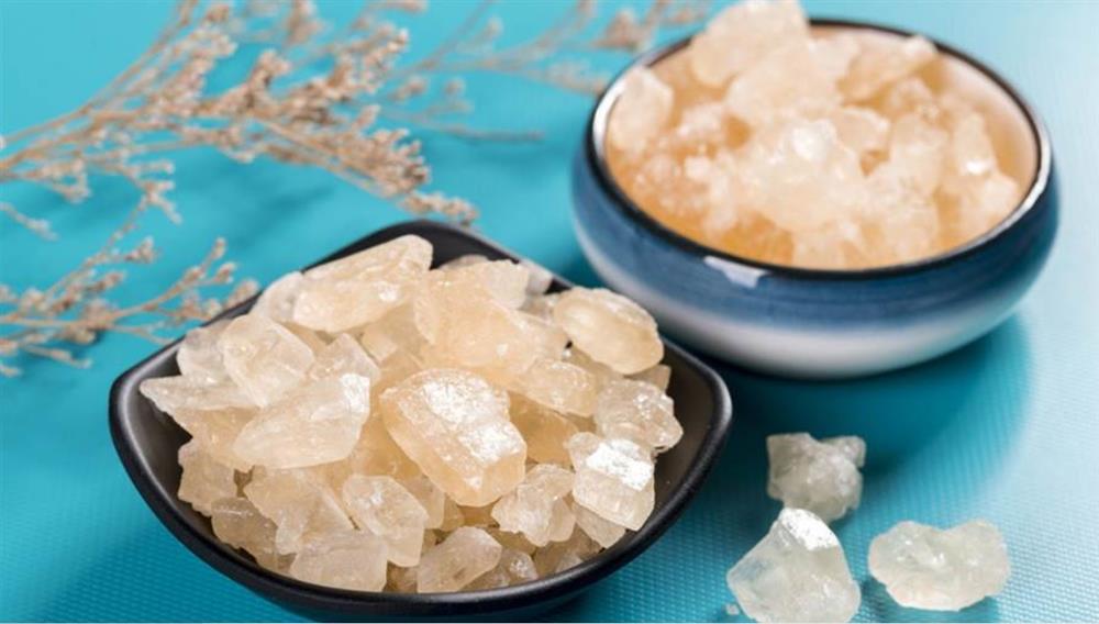 Đường phèn nên mua loại màu vàng hay màu trắng? Biết được sự thật bạn sẽ không chọn nhầm nữa-3