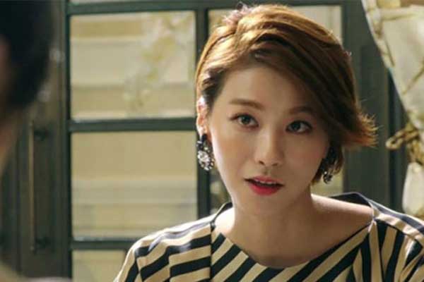 Cô gái lạ bất ngờ đến nhà đòi nhường chồng vì đã mang thai, tôi lập tức nói lời cảm ơn khiến cô ta hoảng hốt bỏ chạy-1