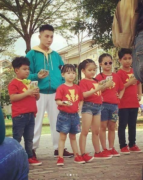 Team qua đường bảo đảm Sơn Tùng M-TP có visual sát gái-4