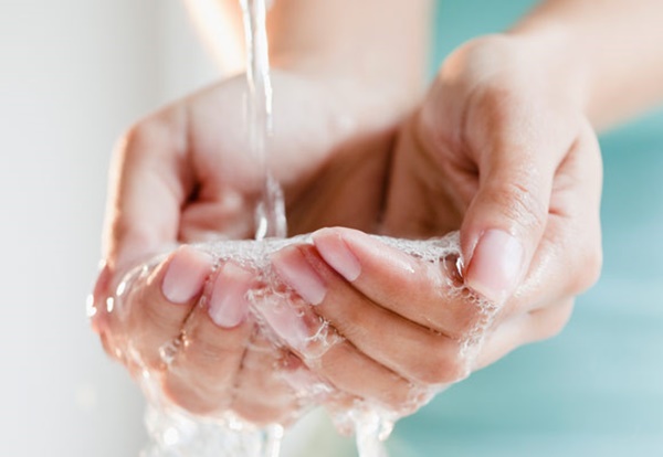 CDC Hoa Kỳ khuyến cáo bỏ qua thói quen này khi nấu nướng có thể khiến cả nhà bị nhiễm khuẩn, nguy cơ ngộ độc thực phẩm cực cao-1