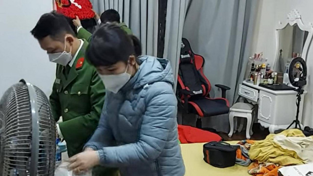 Trước khi bị bắt vì chiếm đoạt hơn 55 tỷ đồng, ông chủ sàn tiền ảo thường khoe ảnh bất động sản, siêu xe và nói đạo lý trên MXH-2