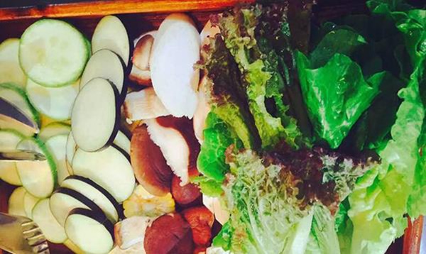 4 loại rau tuy tốt cho sức khỏe nhưng nếu ăn không đúng cách có thể làm tổn thương nặng gan và thận-1