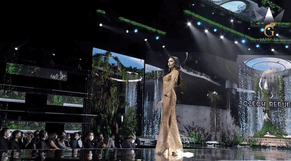 Bán kết Miss Grand 2021: Thuỳ Tiên khoe visual đỉnh và hô Việt Nam” cực ấn tượng, có nàng hậu suýt té!-14