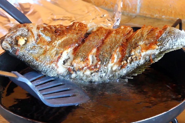 Sau 9h tối, đừng ăn 3 thực phẩm này vì có thể khiến đường huyết tăng chóng mặt, gây ra nhiều biến chứng nguy hiểm của bệnh tiểu đường-4