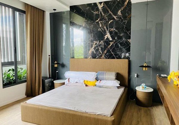 Trang trí biệt thự chuẩn bị đón Noel, chồng Hải Băng được khen không ngớt vì khéo tay hay làm-12