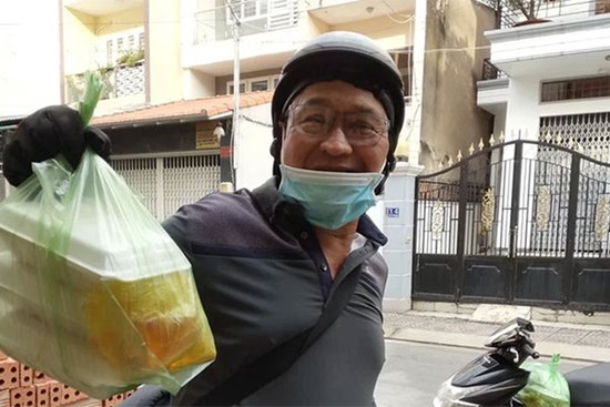 Bị so sánh với Thương Tín, Duy Phương: Khi sa cơ thì tự làm mà sống chứ la lên ai giúp mãi