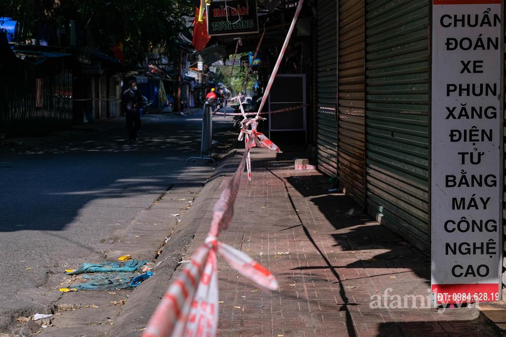 Ca mắc mới COVID-19 tăng mỗi ngày, Hà Nội lại giăng dây khắp lối sau gần 2 tháng bình thường mới-6