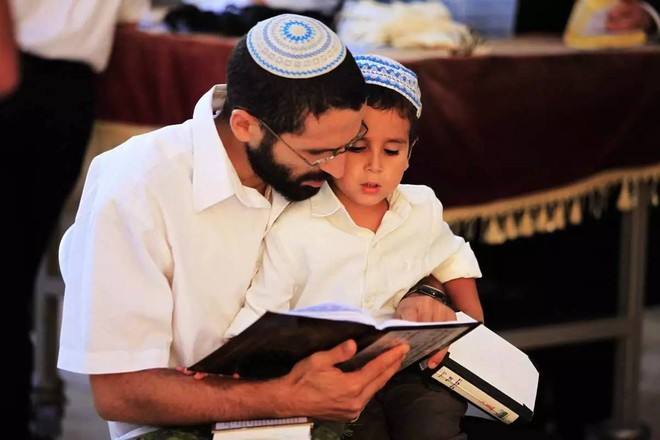 Học người Do Thái cách nuôi dạy con xuất sắc, bé luôn thoải mái tâm lý nhưng ý thức và tư chất cực cao-1