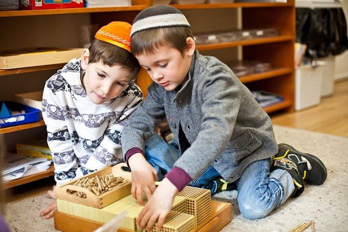 Học người Do Thái cách nuôi dạy con xuất sắc, bé luôn thoải mái tâm lý nhưng ý thức và tư chất cực cao-4