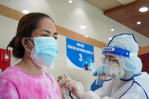 Ngày 4/12, Hà Nội thêm 628 ca mắc Covid-19 mới, trong đó 190 ca cộng đồng-2