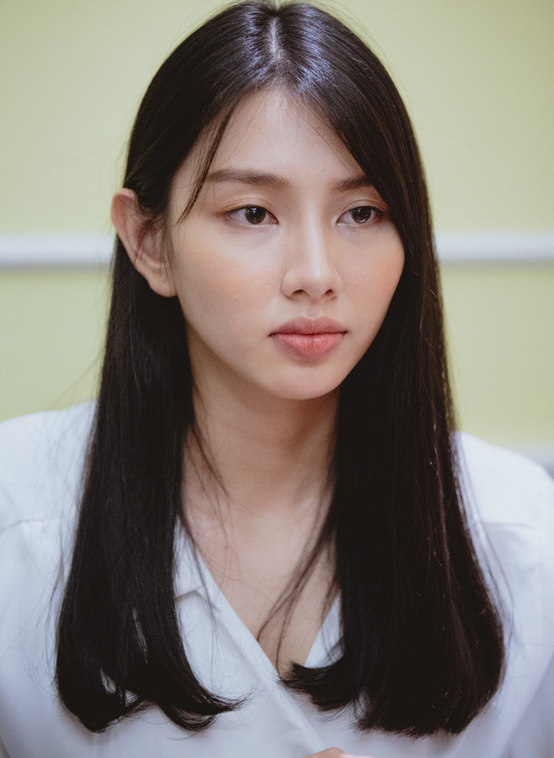 Choáng với nhan sắc thời mới lớn của Tân Hoa hậu Hoà bình Nguyễn Thúc Thuỳ Tiên-1