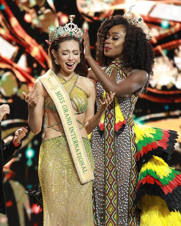 Lộ cuộc gọi đầu tiên của Thùy Tiên với 1 nhân vật quan trọng ngay sau khi thành Tân Hoa hậu, tiết lộ 1 điều gây sốc-4