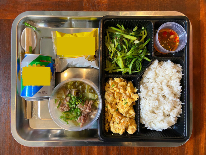 Khoảnh khắc Tân Hoa hậu Thuỳ Tiên chuẩn bị bếp ăn từ thiện mùa dịch bỗng gây bão” trở lại, người nhỏ nhưng toàn làm việc to!-8