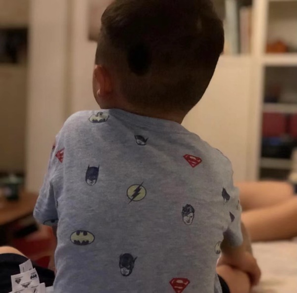 Hung thần thẳng tay ném bé trai 15 tháng tuổi từ tầng 18, trích xuất camera phát hiện nhiều điểm bất thường-1