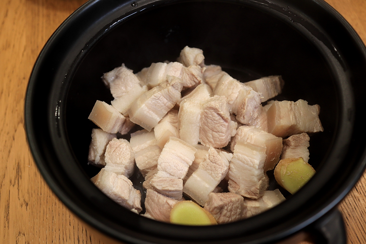 Kho thịt cho loại nước đặc biệt này, thịt thơm, không tanh, chín mềm-6