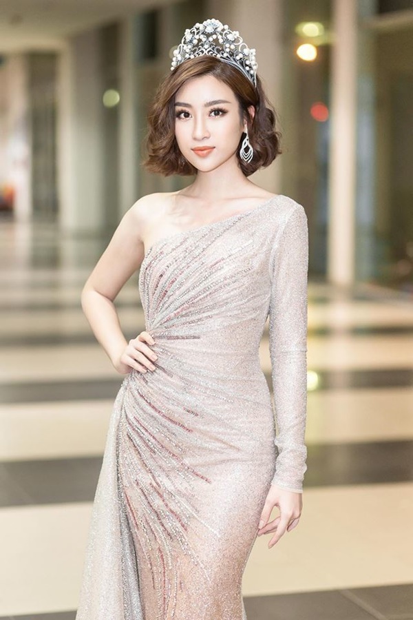 Hoa hậu Thùy Tiên từng đụng hàng từ Hà Hồ đến Đỗ Mỹ Linh: Luôn lấn lướt đàn chị?-7