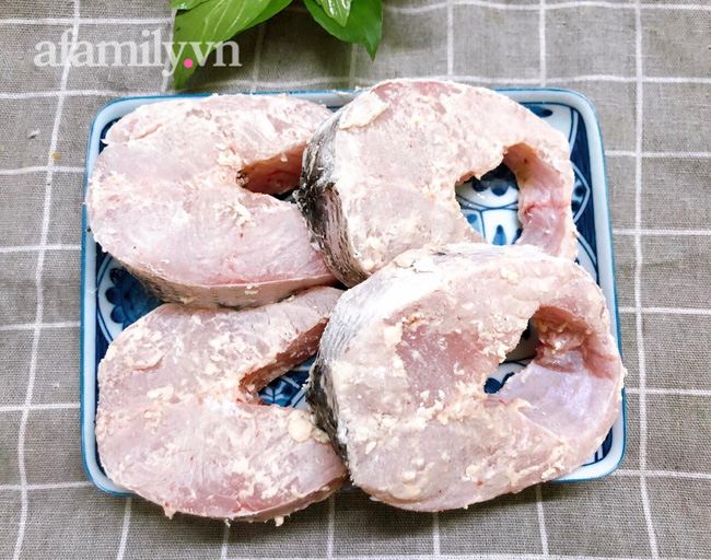 Lười ăn cá đến mấy cũng sẽ bị chinh phục bởi món này, hoàn toàn không tanh mà chua ngọt cực cuốn-2