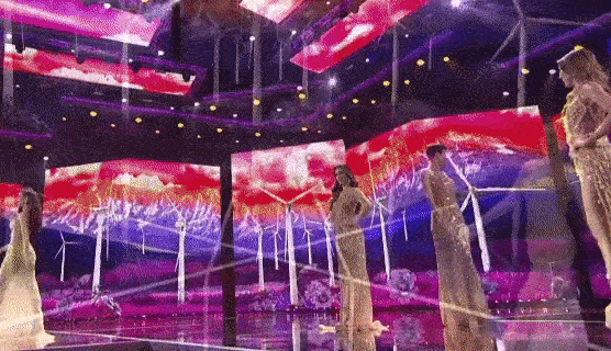 Sự thật về chiếc váy của Thuỳ Tiên khiến fan xót xa-4