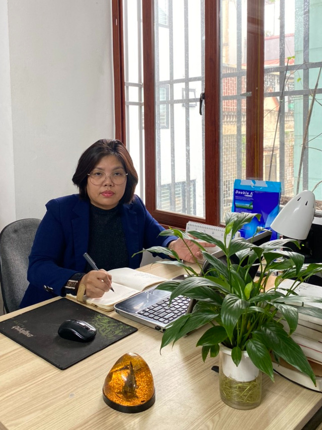 Thấy gì từ phát phát ngôn của mẹ chồng siêu mẫu Khả Trang chồng đánh chỉ đau lúc ấy rồi lại khỏi”?-2