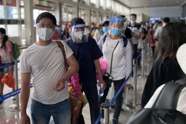 Giá vé máy bay Tết giảm sâu, đại lý lo Tết đói” vì vắng khách-3