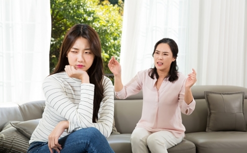 Kế hoạch sau cưới vì chưa muốn có con vội, nàng dâu tức nghẹn họng khi đọc được tin nhắn của chị họ gửi cho chồng mình-2