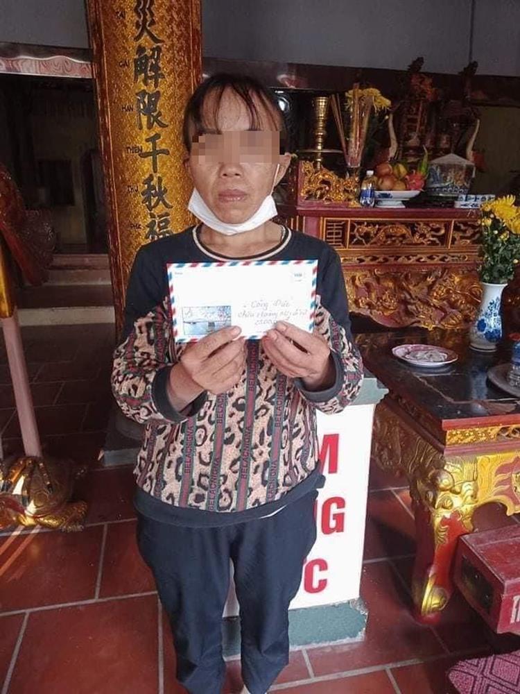 Mẹ nữ sinh bị chủ shop quần áo đánh: Nhà hảo tâm đến giúp, lòng tôi hổ thẹn, áy náy-2