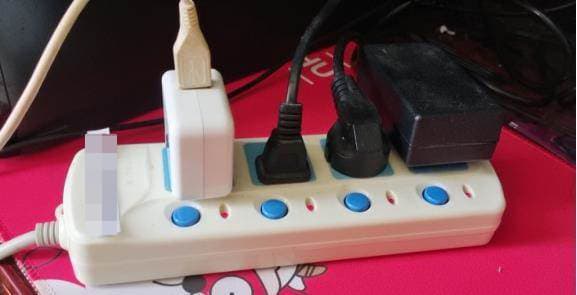 Nhớ rút 4 loại phích cắm điện này ở nhà khi sử dụng xong, nếu không tiền điện hàng tháng sẽ ngày một nhiều hơn-1