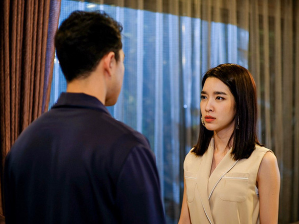 Vợ đi vắng, chồng rủ gái lạ về nhà chỉ để... chơi game-2